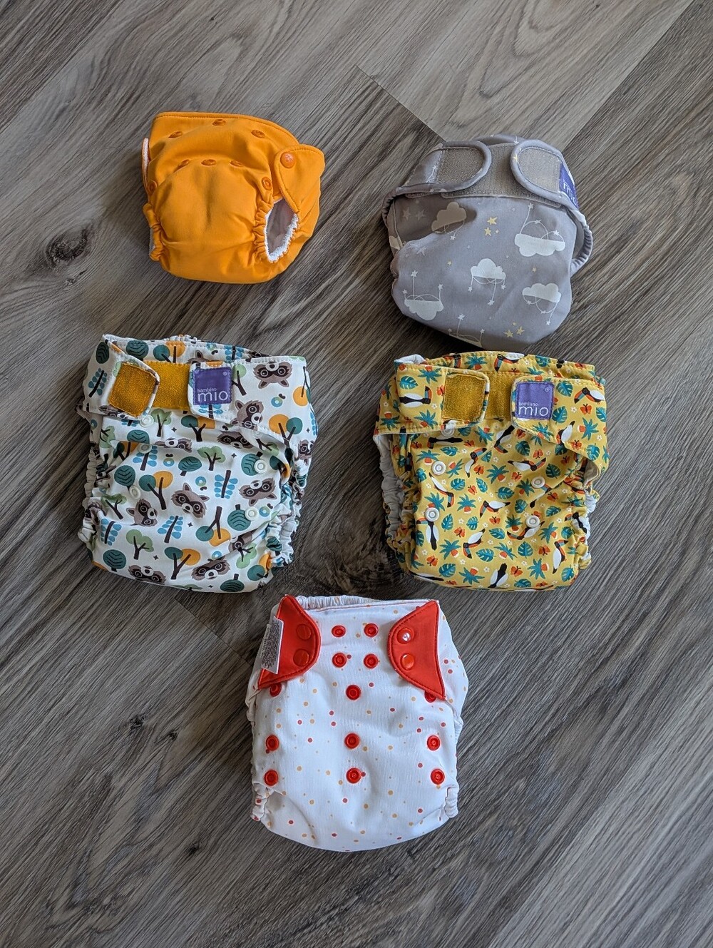 Lot/Bundle Reusable Cloth Diapers Multiple Sizes Unisex‎ EUC Bambino Mio